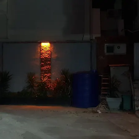 Biter *