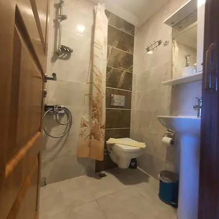Biter * Istanbul