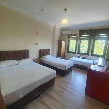 Hotel Biter *
