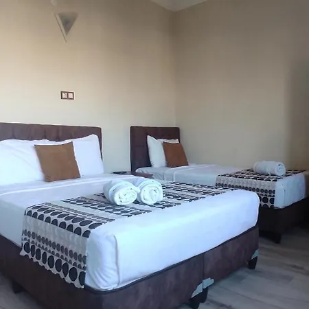 Hotel Biter *